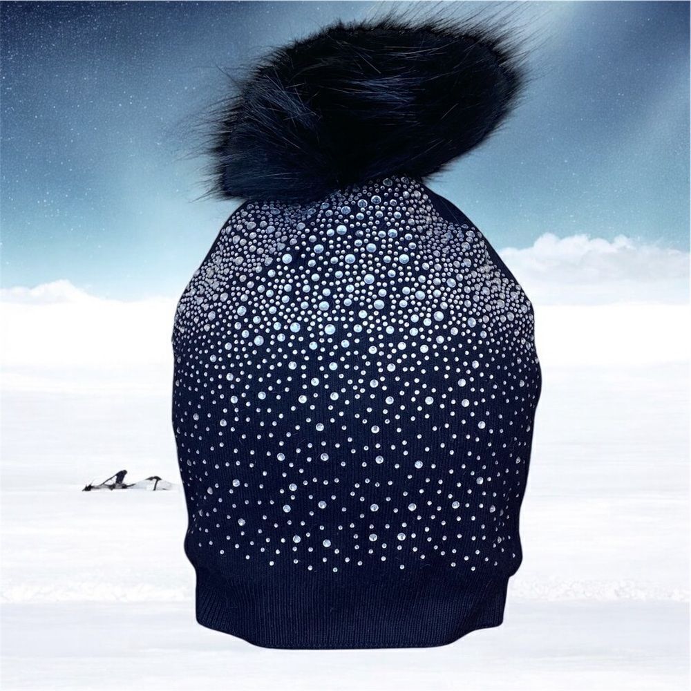 NWT New Adrienne Landau Crystal & Faux Fur Beanie Hat Black OS Winter Warm Bling
